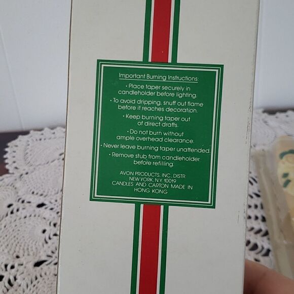 New in Box Vintage Avon Winter Rose 10" Taper Candles with Bayberry Fragrance - Picture 4 of 6